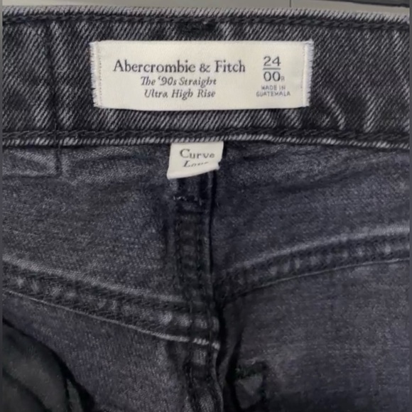 NWT! Abercrombie & Fitch curve love the 90s Straight Ultra High Rise - Picture 2 of 5